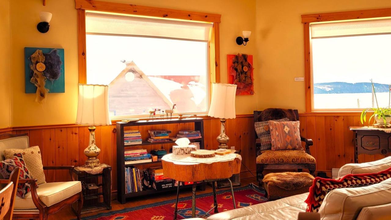 La Vieille Ferme ; l'Écogîte un loft campagnard Saint-Fulgence Extérieur photo